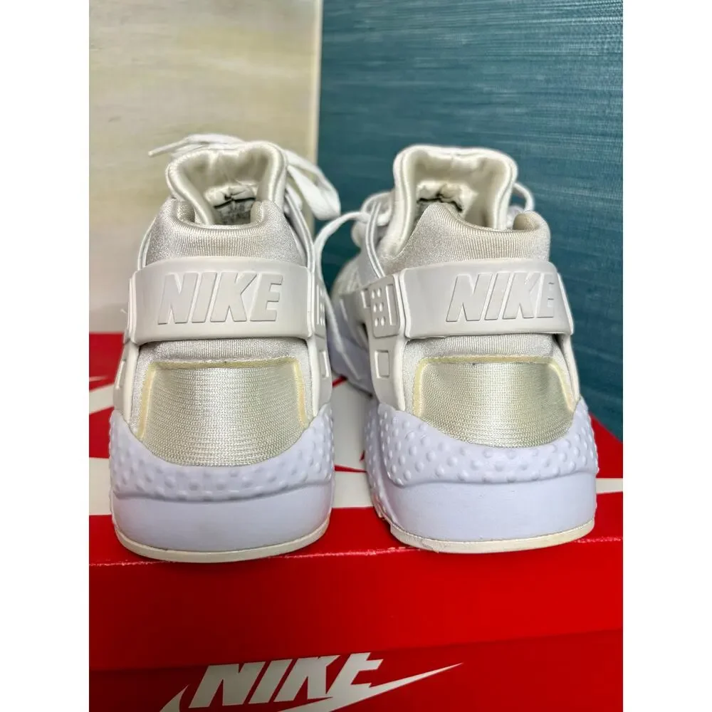 Used w/ Box, Good Condition - 6.5Y - Nike Air Huarache Run